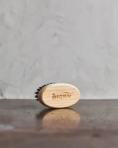 Bullfrog Travel Beard Brush - kompaktowy kartacz do brody 